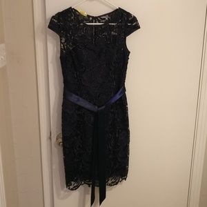 Cap sleeve lace dress